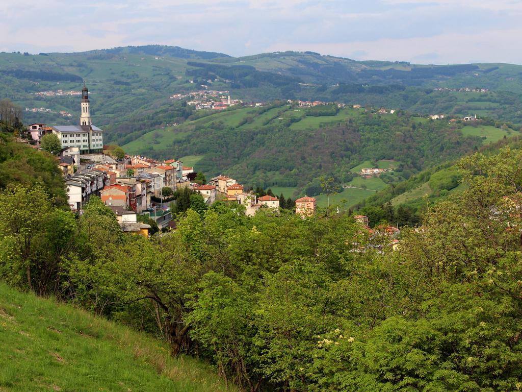 La Scuola Guesthouse Lusiana Bagian luar foto